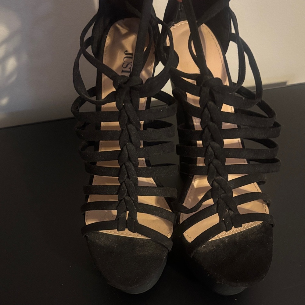 JustFab Elegant Black Braided Heels